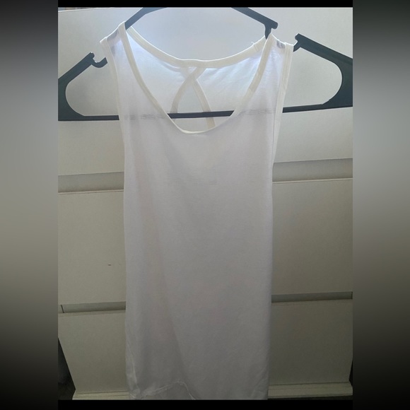 Lululemon women open back tie tank top - Picture 1 of 2